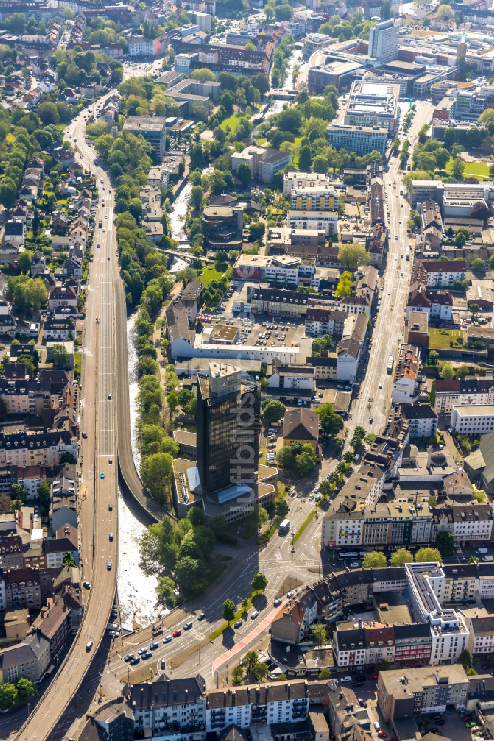 Hagen aus der Vogelperspektive: Hochhaus- Gebaude Agentur für Arbeit an der Körnerstraße in Hagen im Bundesland Nordrhein-Westfalen