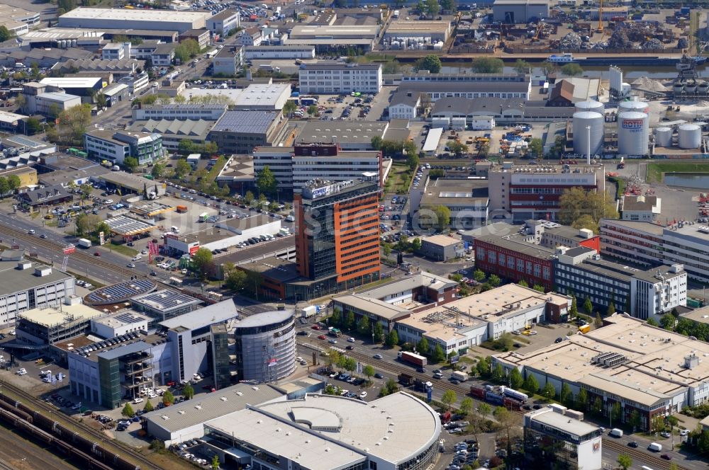 Luftaufnahme Frankfurt am Main - Hochhaus- Gebäude Cofely Deutschland GmbH in Frankfurt am Main im Bundesland Hessen