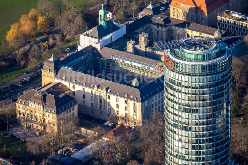 Luftbild Düsseldorf - Hochhaus- Gebäude der ERGO Group AG im Ortsteil Pempelfort in Düsseldorf im Bundesland Nordrhein-Westfalen, Deutschland