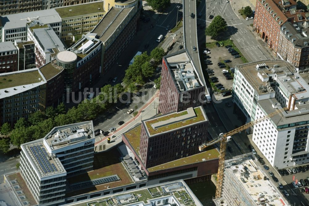 Luftbild Hamburg - Hochhaus- Gebäude der Hotelanlage RAMADA Hotel Hamburg City Center in Hamburg