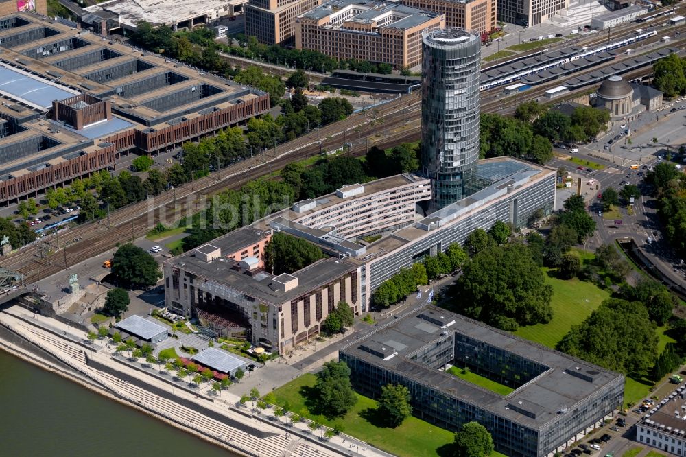 Luftbild Köln - Hochhaus- Gebäude Köln Triangle und Hotel Hyatt Regency Köln in Köln im Bundesland Nordrhein-Westfalen - NRW, Deutschland