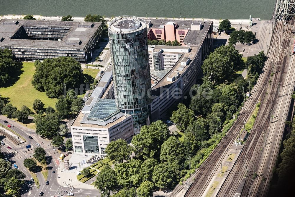 Luftaufnahme Köln - Hochhaus- Gebäude Köln Triangle am Ottoplatz in Köln im Bundesland Nordrhein-Westfalen - NRW, Deutschland