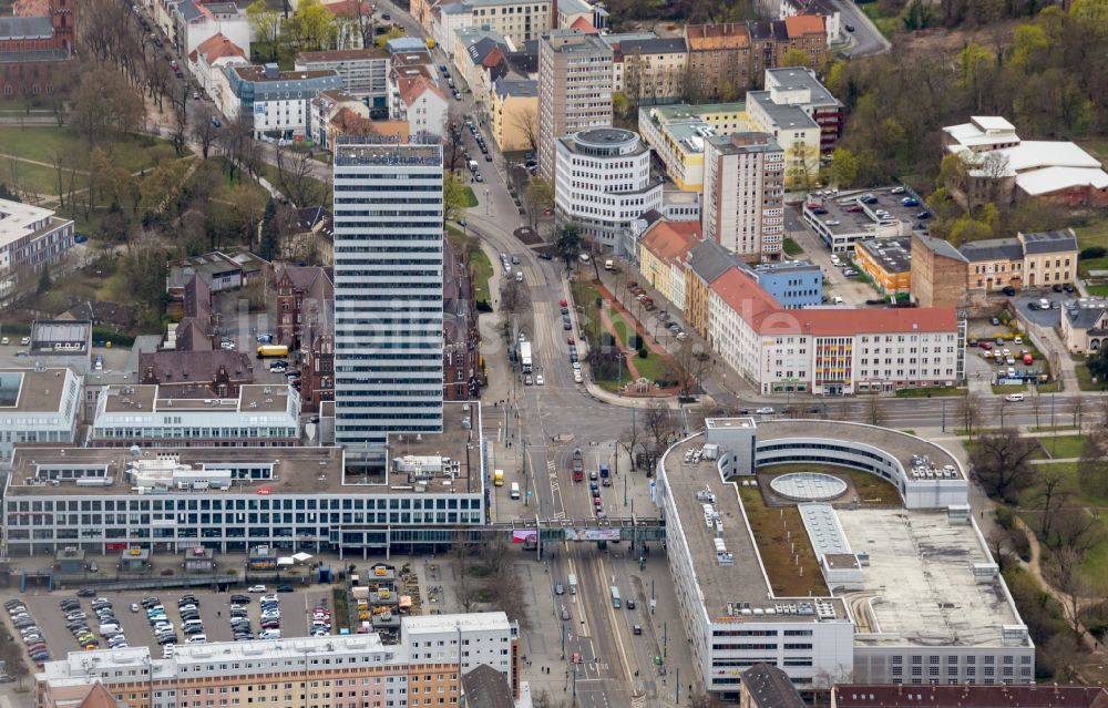 Frankfurt (Oder) aus der Vogelperspektive: Hochhaus- Gebäude Oderturm in Frankfurt (Oder) im Bundesland Brandenburg, Deutschland