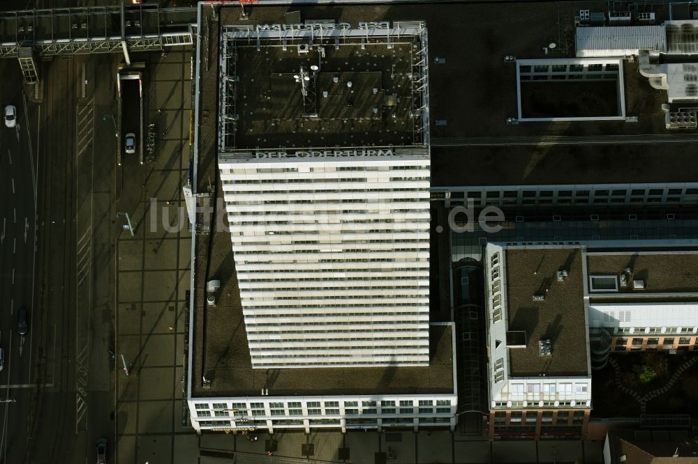 Luftbild Frankfurt (Oder) - Hochhaus- Gebäude DER ODERTURM an den Lenne Passagen in Frankfurt (Oder) im Bundesland Brandenburg