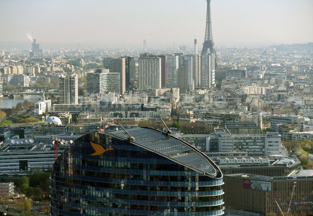 Luftbild Paris - Hochhaus- Gebäude Tour SEQUANA an der Rue Henri Farman in Paris in Ile-de-France, Frankreich