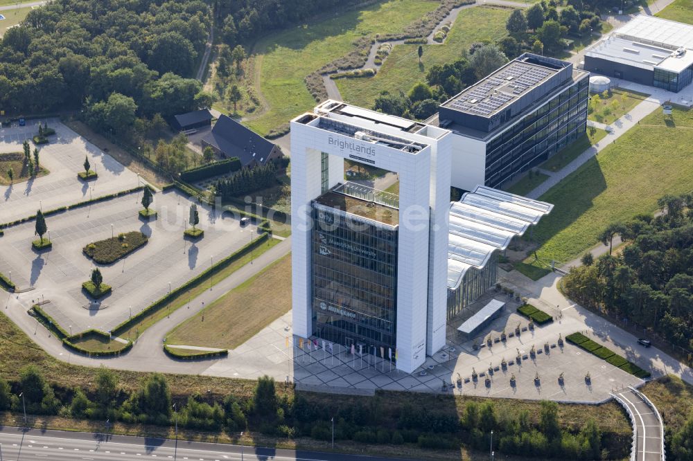 Luftbild Venlo - Hochhaus- Gebäude der Universität in Venlo in Limburg, Niederlande