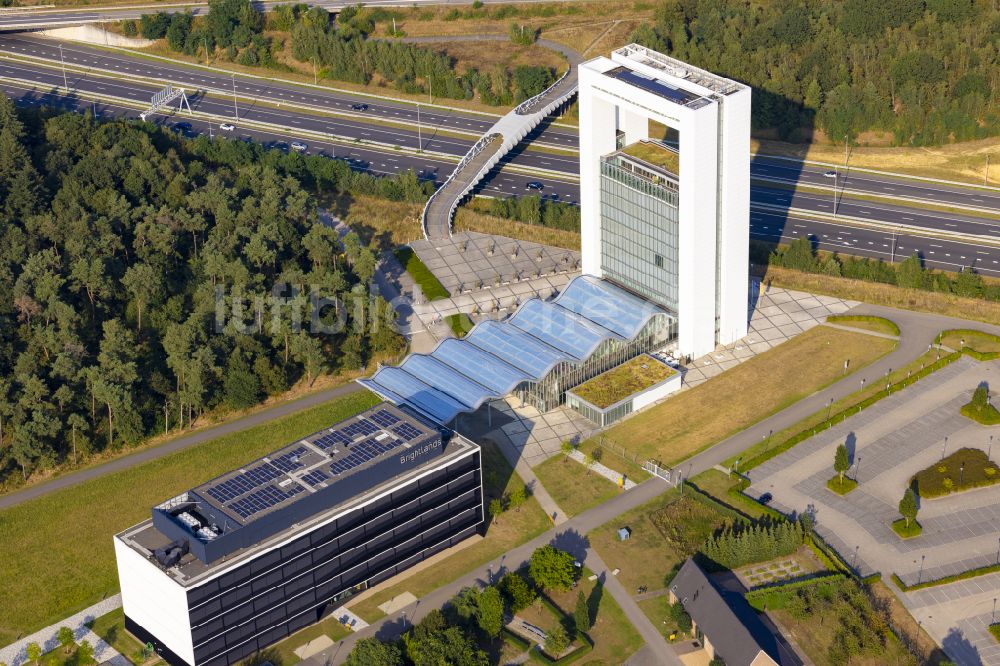 Luftbild Venlo - Hochhaus- Gebäude der Universität in Venlo in Limburg, Niederlande