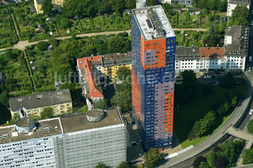 Luftbild Köln - Hochhaus- Gebäude im Wohngebiet Herkules-Hochhaus an der Graeffstrasse in Köln im Bundesland Nordrhein-Westfalen, Deutschland