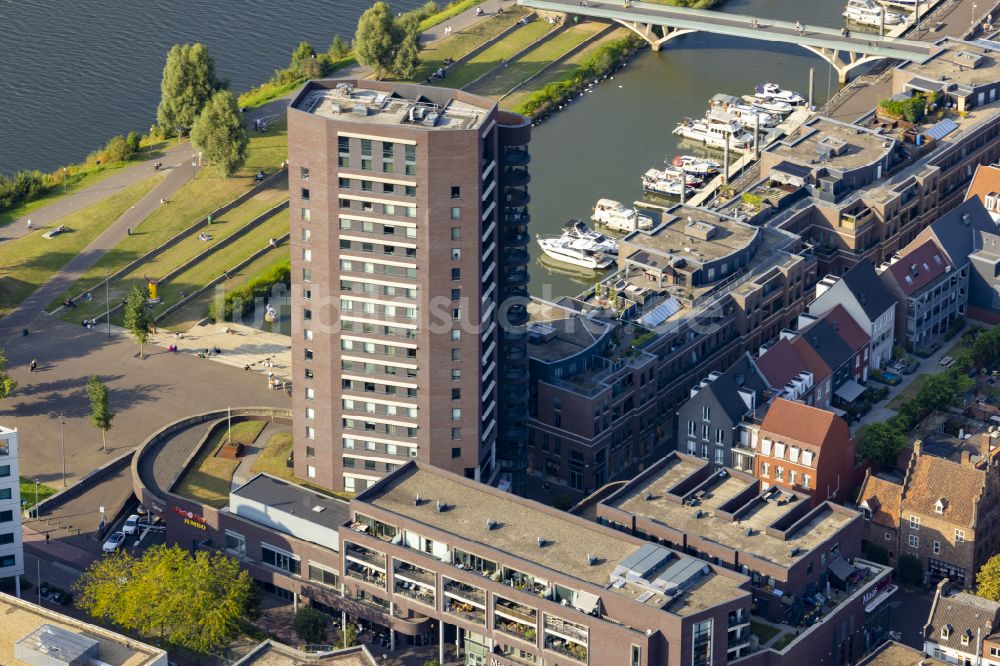 Luftbild Venlo - Hochhaus- Gebäude im Wohngebiet in Venlo in Limburg, Niederlande