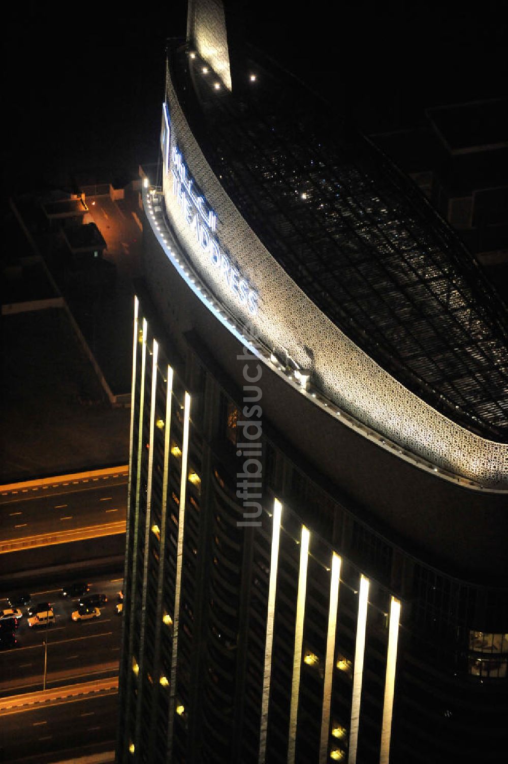 Luftaufnahme DUBAI / DUBAYY - Hochhaus des Hotels THE ADRESS in Dubai