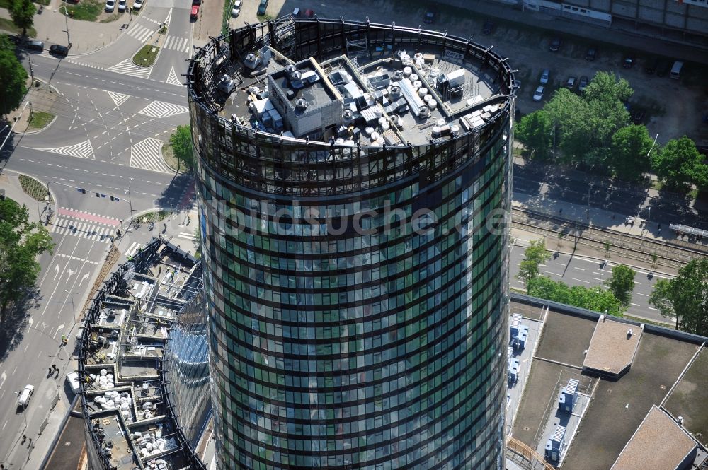 Luftaufnahme Wroclaw / Breslau - Hochhaus Neubau Sky Tower in Breslau / Wroclaw