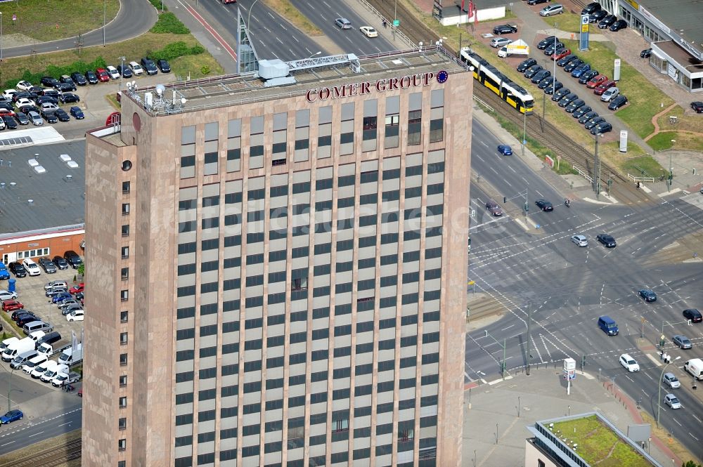 Luftaufnahme Berlin - Hochhaus Pyramide in Berlin Lichtenberg