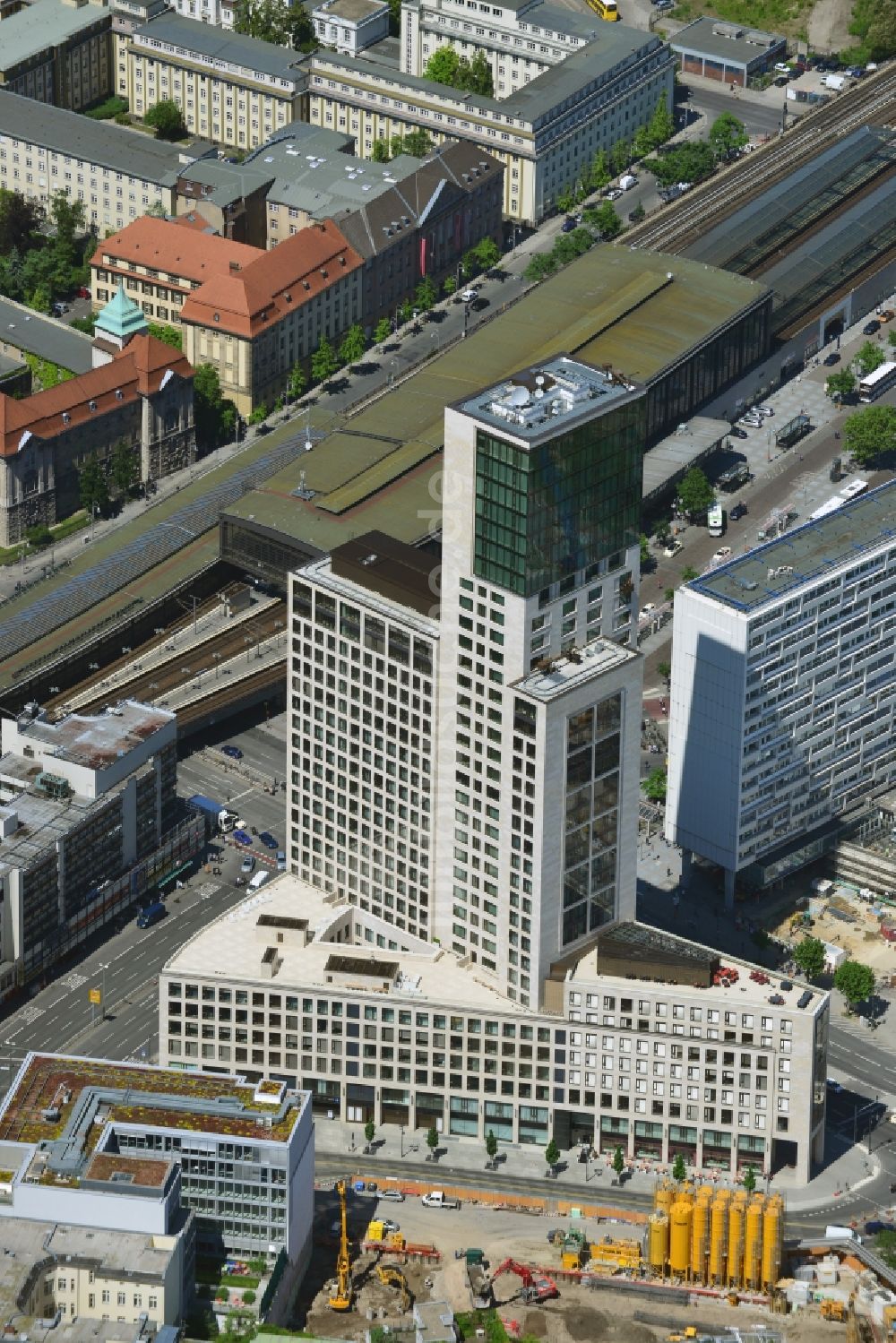 Berlin von oben - Hochhaus Zoofenster in der City West in Charlottenburg in Berlin