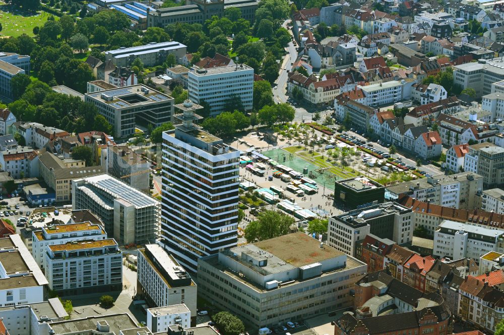 Bielefeld von oben - Hochhausgebäude H1 in Bielefeld im Bundesland Nordrhein-Westfalen, Deutschland