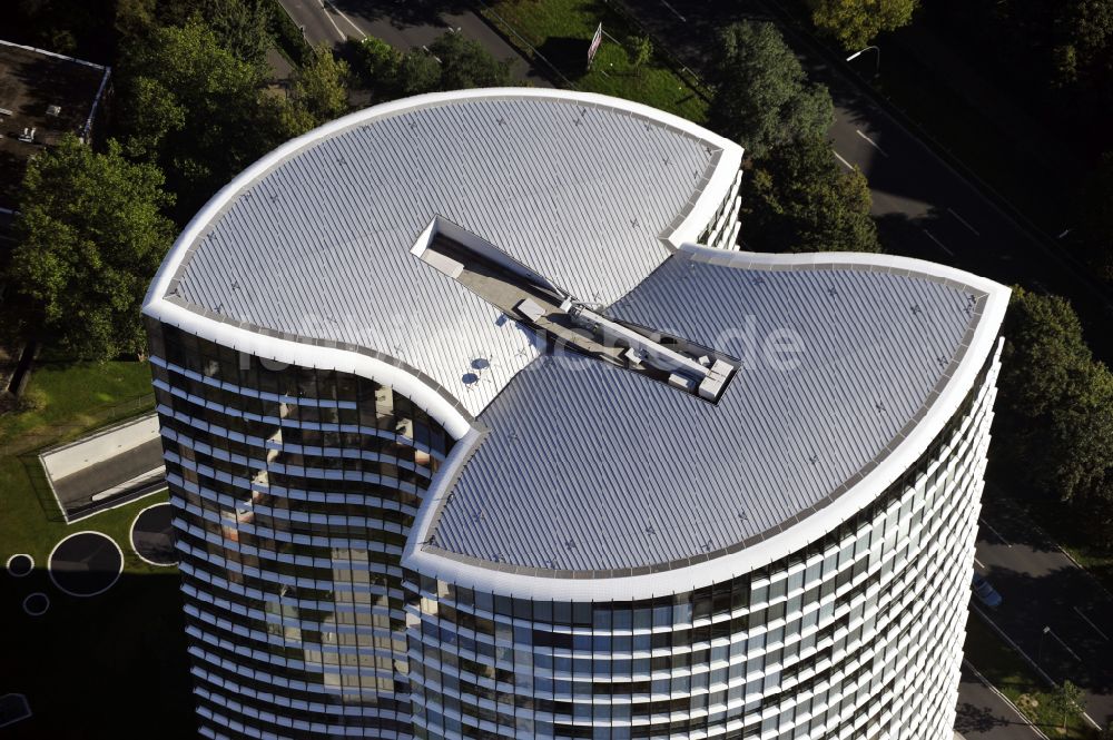 Düsseldorf aus der Vogelperspektive: Hochhausgebäude Sky Office in Düsseldorf im Bundesland Nordrhein-Westfalen, Deutschland