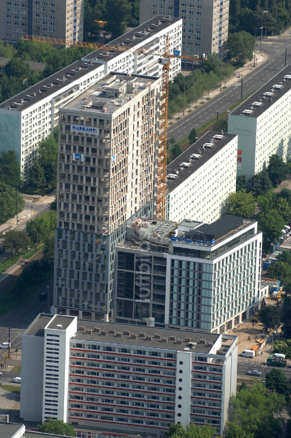 Berlin aus der Vogelperspektive: Hochhausneubau an der Mollstrasse in Berlin - Mitte