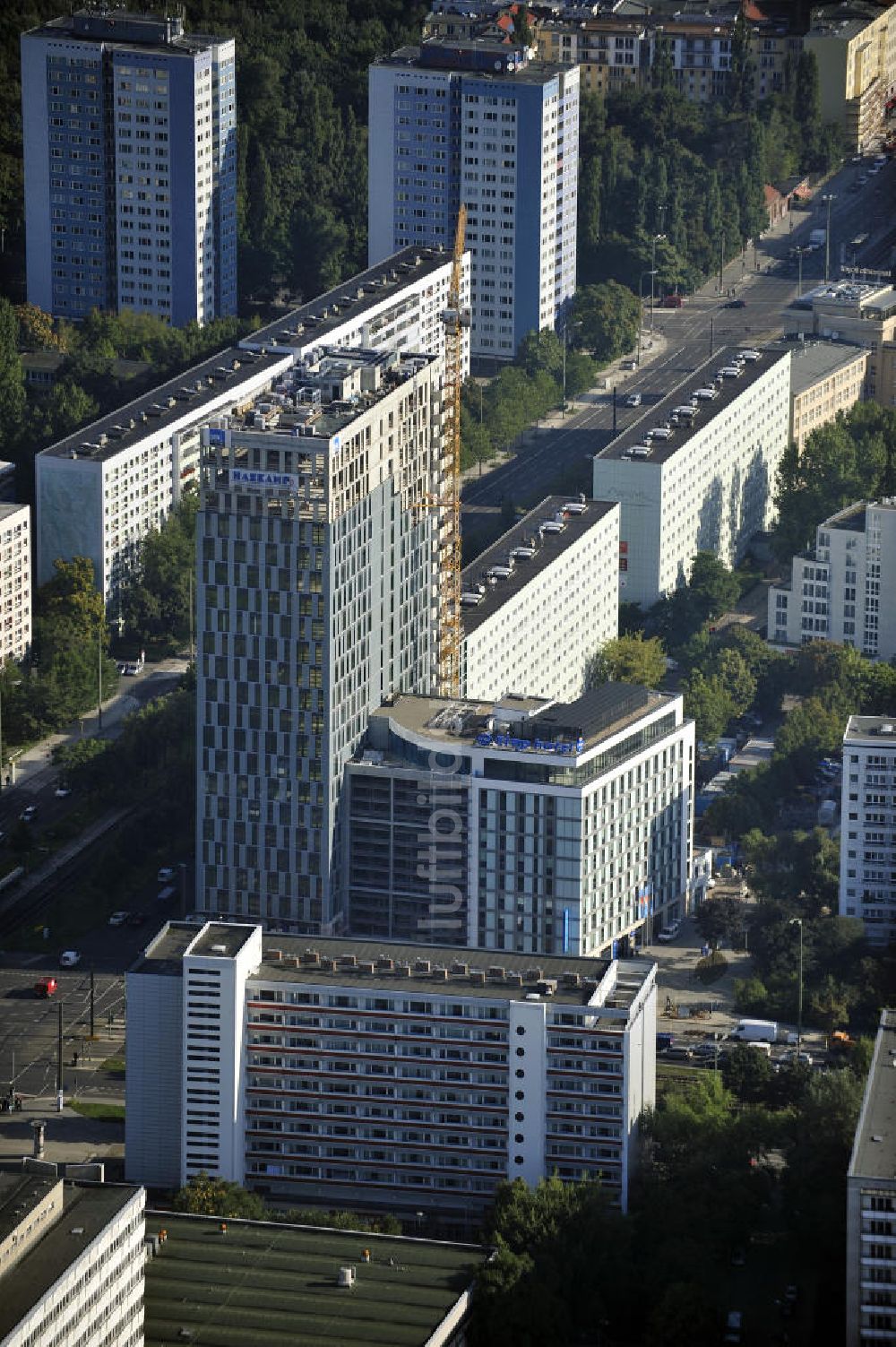 Berlin von oben - Hochhausneubau an der Mollstrasse in Berlin - Mitte