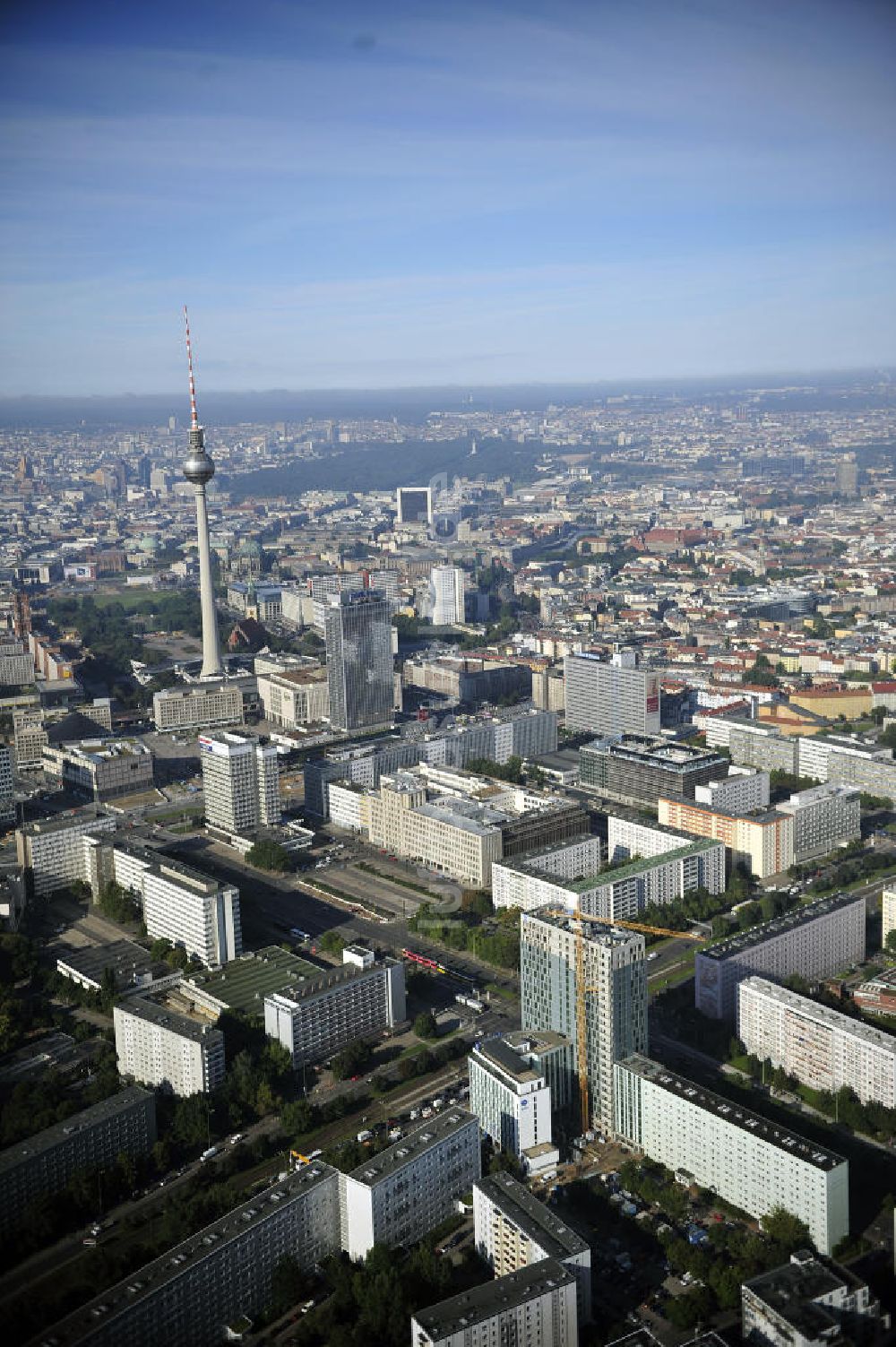 Luftbild Berlin - Hochhausneubau an der Mollstrasse in Berlin - Mitte