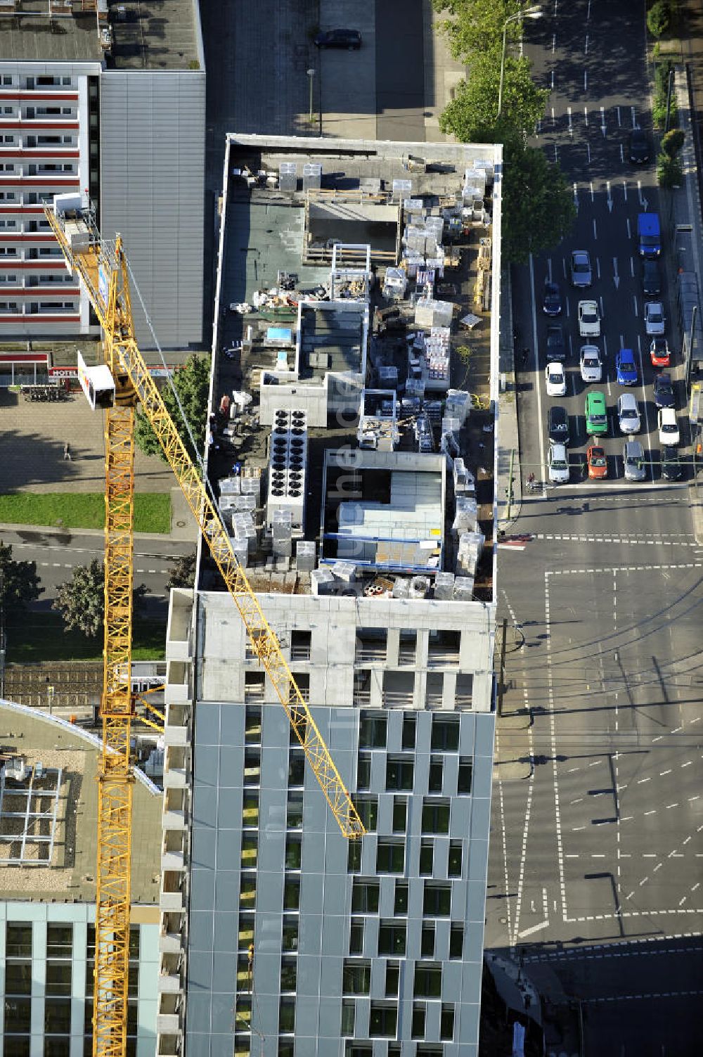 Luftaufnahme Berlin - Hochhausneubau an der Mollstrasse in Berlin - Mitte