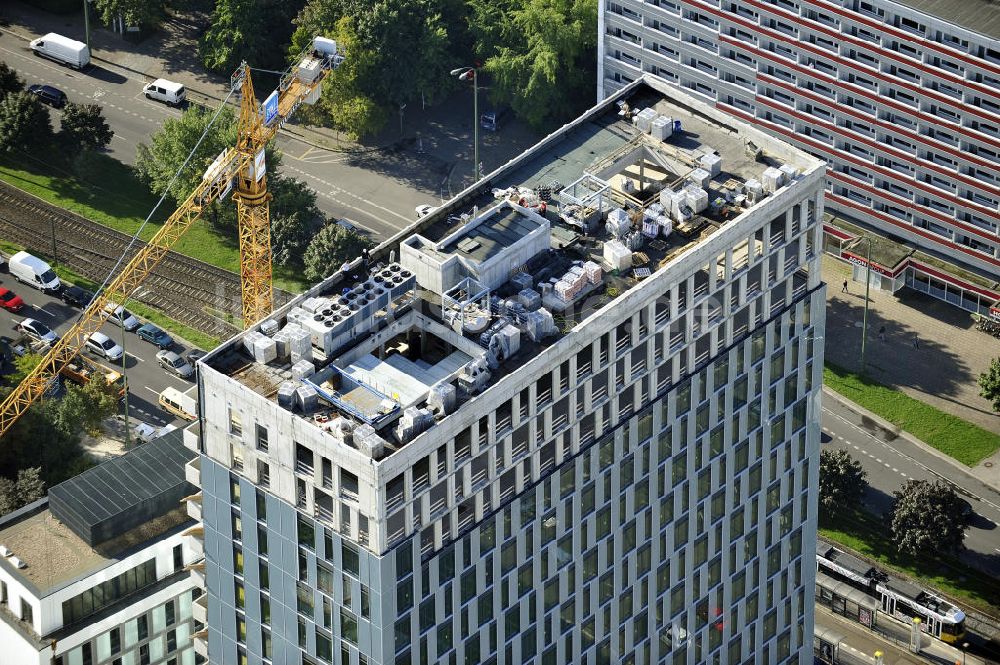 Berlin aus der Vogelperspektive: Hochhausneubau an der Mollstrasse in Berlin - Mitte