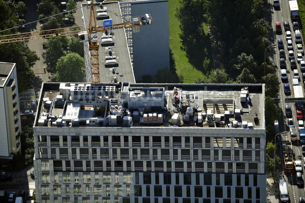 Luftaufnahme Berlin - Hochhausneubau an der Mollstrasse in Berlin - Mitte