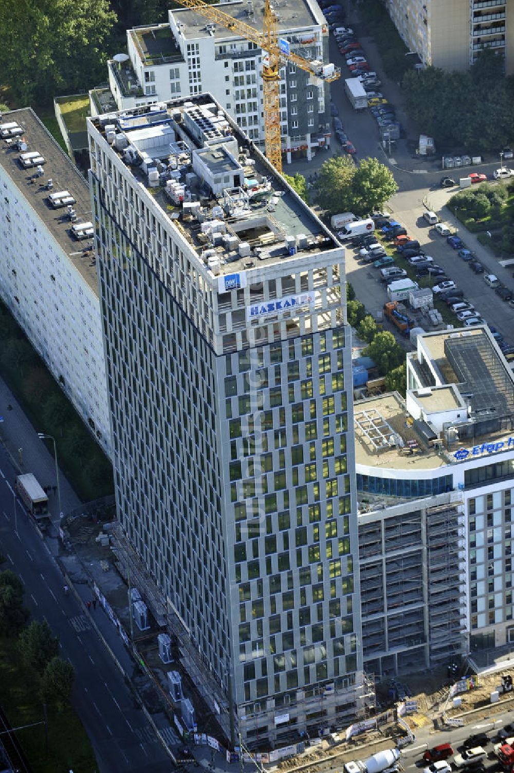 Luftbild Berlin - Hochhausneubau an der Mollstrasse in Berlin - Mitte