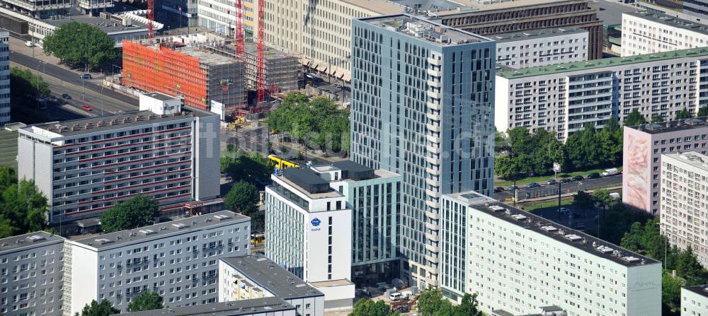 Berlin Mitte aus der Vogelperspektive: Hochhausneubau an der Mollstrasse in Berlin - Mitte