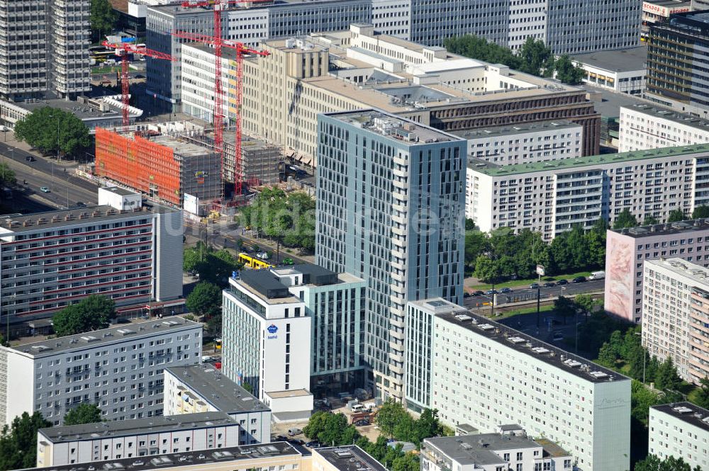 Luftbild Berlin Mitte - Hochhausneubau an der Mollstrasse in Berlin - Mitte