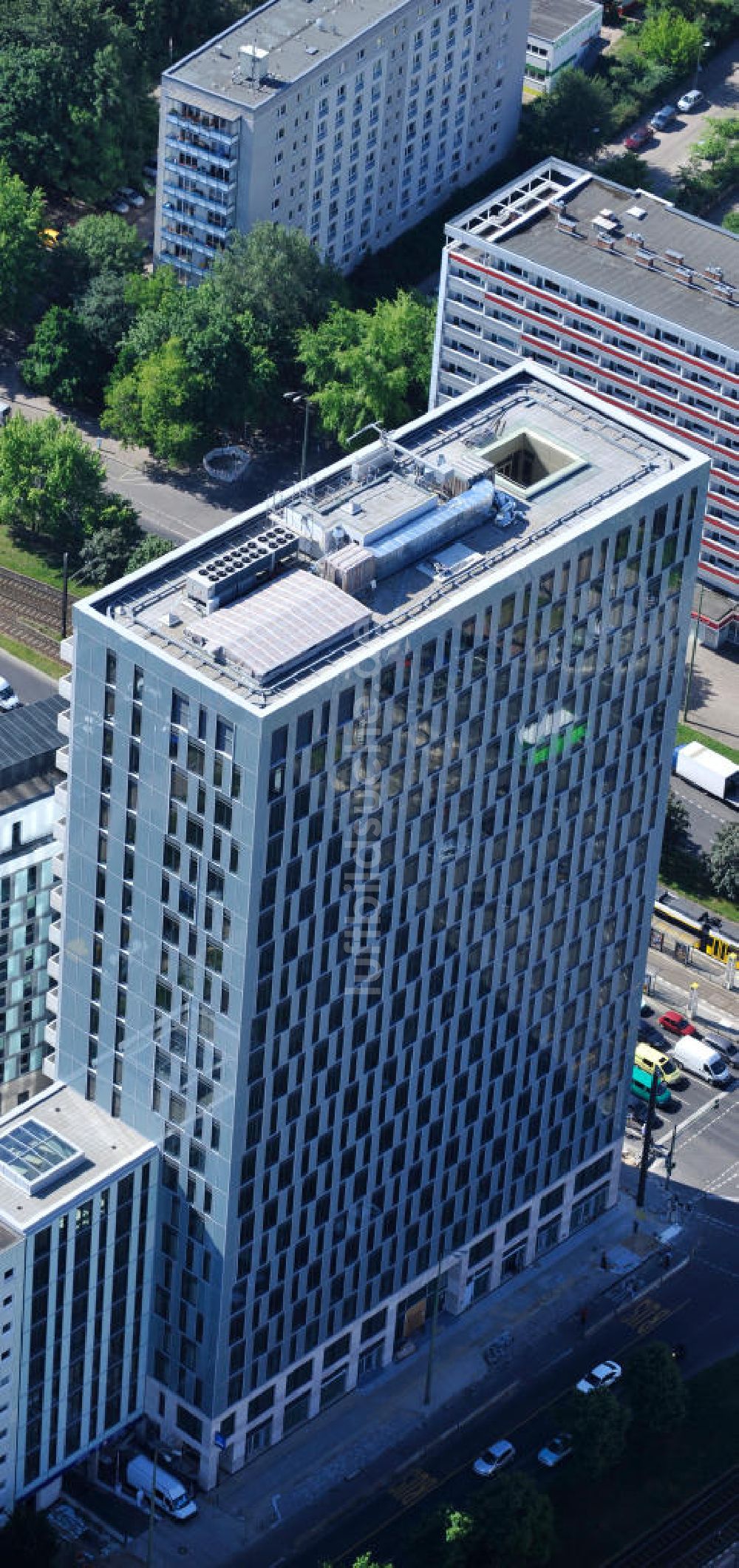 Luftaufnahme Berlin Mitte - Hochhausneubau an der Mollstrasse in Berlin - Mitte