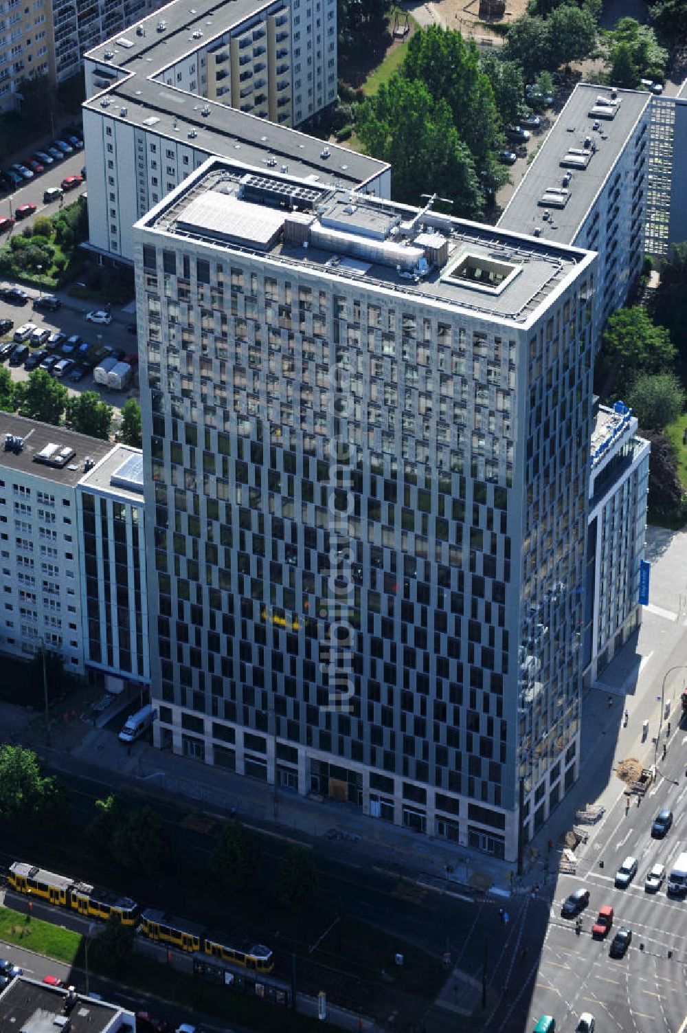 Berlin Mitte aus der Vogelperspektive: Hochhausneubau an der Mollstrasse in Berlin - Mitte