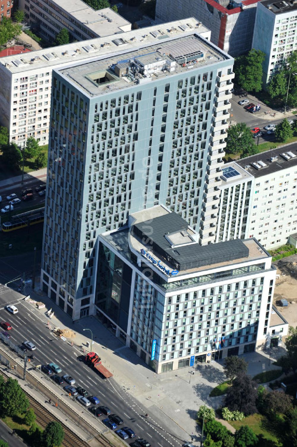 Luftbild Berlin Mitte - Hochhausneubau an der Mollstrasse in Berlin - Mitte