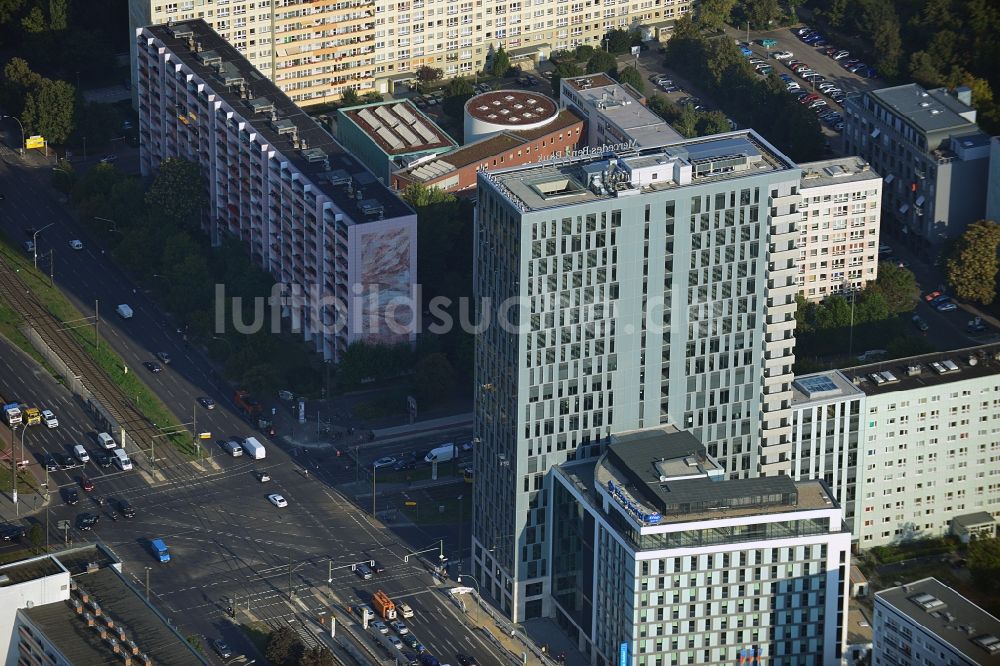 Luftaufnahme Berlin Mitte - Hochhausneubau an der Mollstrasse in Berlin - Mitte