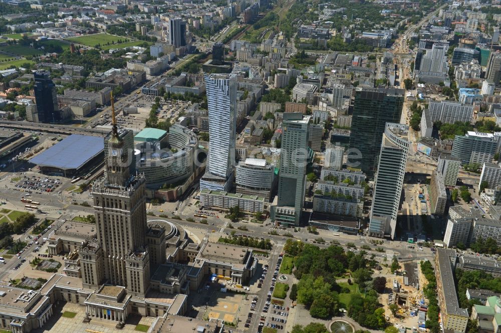 Luftbild Warschau - Hochhausneubau Zlota 44 im Stadtzentrum der Skyline von Warschau in Polen