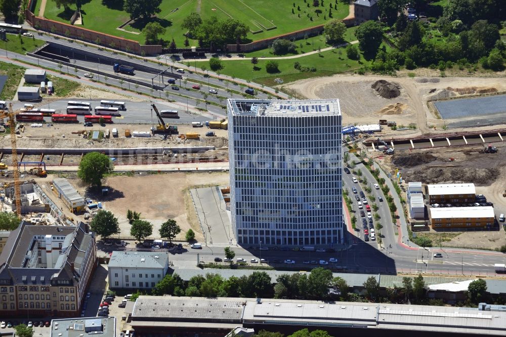 Berlin von oben - Hochhausprojekt Tour Total Berlin im Berliner Ortsteil Moabit