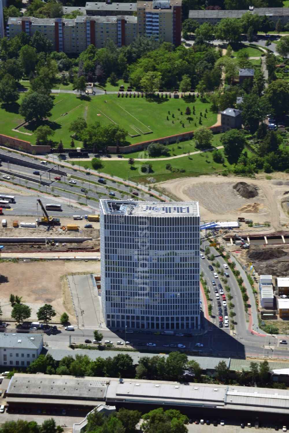 Luftbild Berlin - Hochhausprojekt Tour Total Berlin im Berliner Ortsteil Moabit