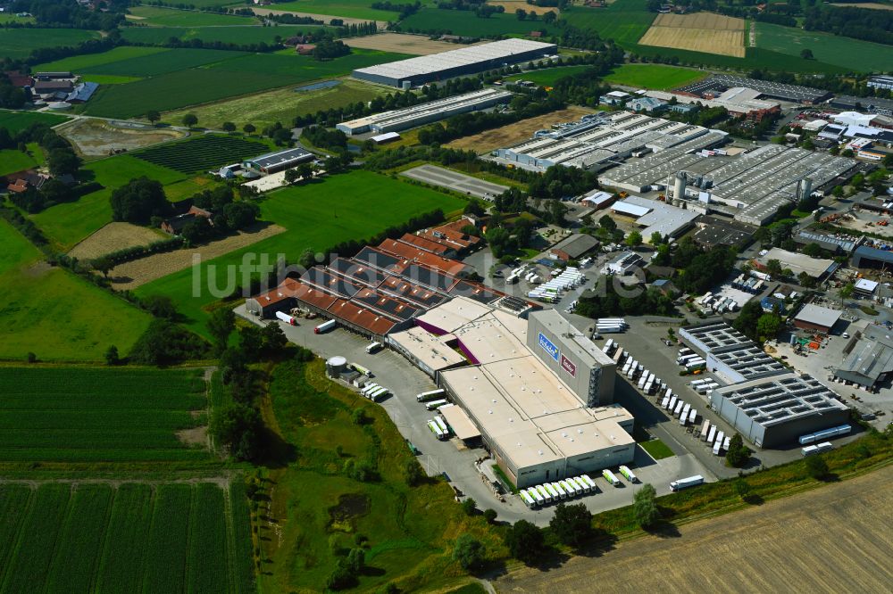 Luftaufnahme Coesfeld - Hochregal- Lager-Gebäudekomplex und Logistikzentrum auf dem Gelände des Bio- Großhandels Weiling in Coesfeld im Bundesland Nordrhein-Westfalen, Deutschland