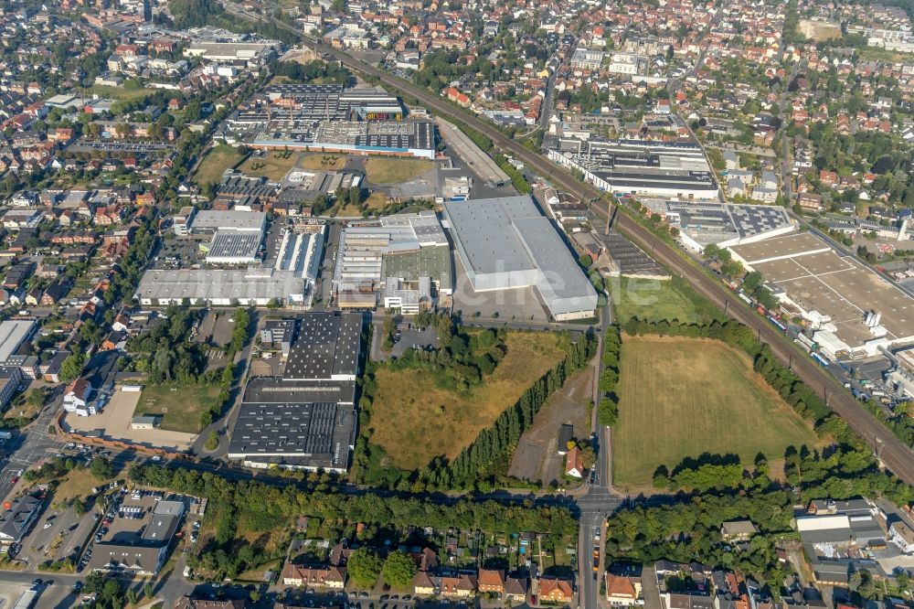 Ahlen von oben - Hochregal- Lager-Gebäudekomplex und Logistikzentrum auf dem Gelände der Franz Kaldewei GmbH & Co. KG in Ahlen im Bundesland Nordrhein-Westfalen, Deutschland