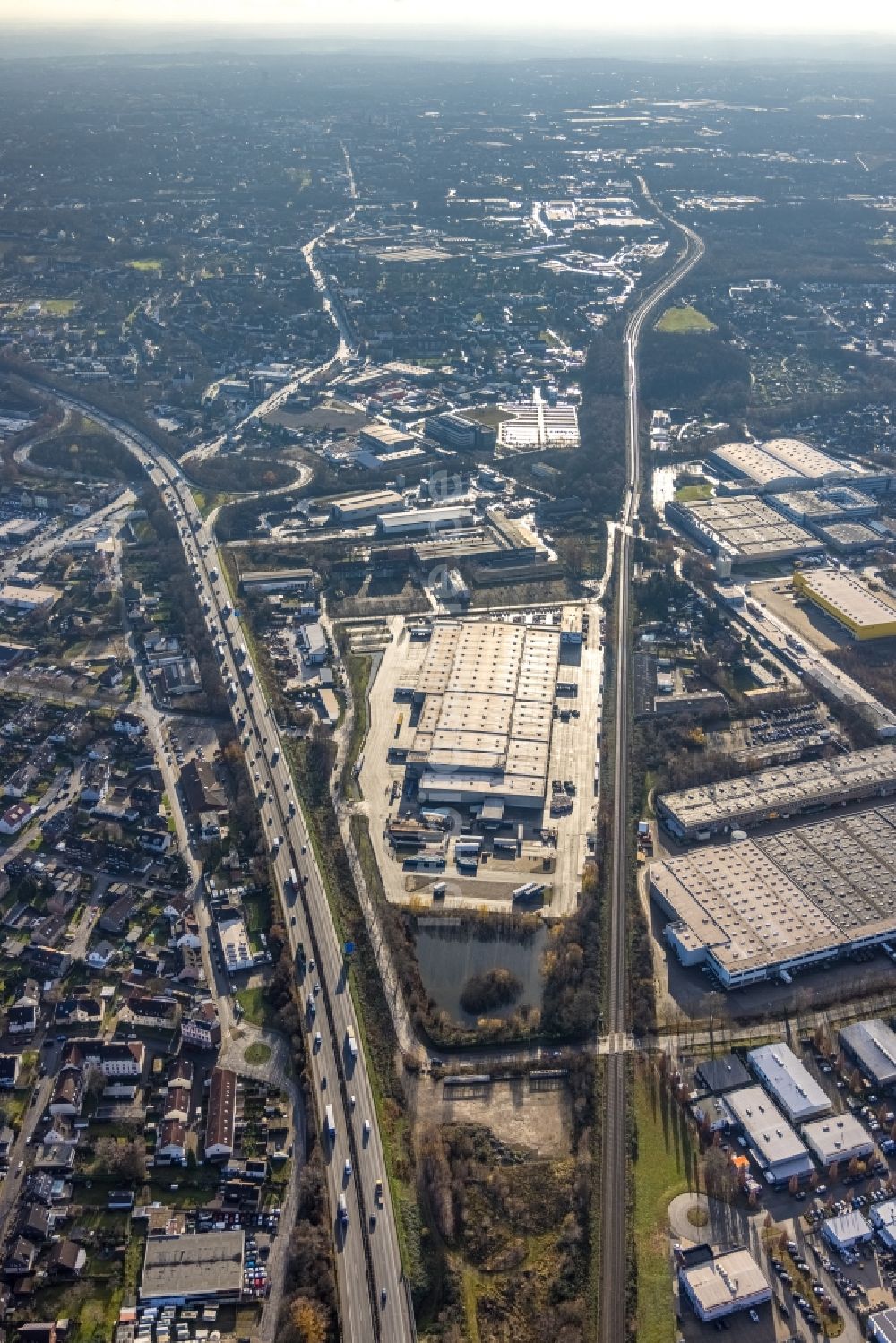 Luftbild Herne - Hochregal- Lager-Gebäudekomplex und Logistikzentrum auf dem Gelände Lidl Vertriebs GmbH & Co. KG Discounter Logitikzentrum in der Südstraße in Herne im Bundesland Nordrhein-Westfalen, Deutschland