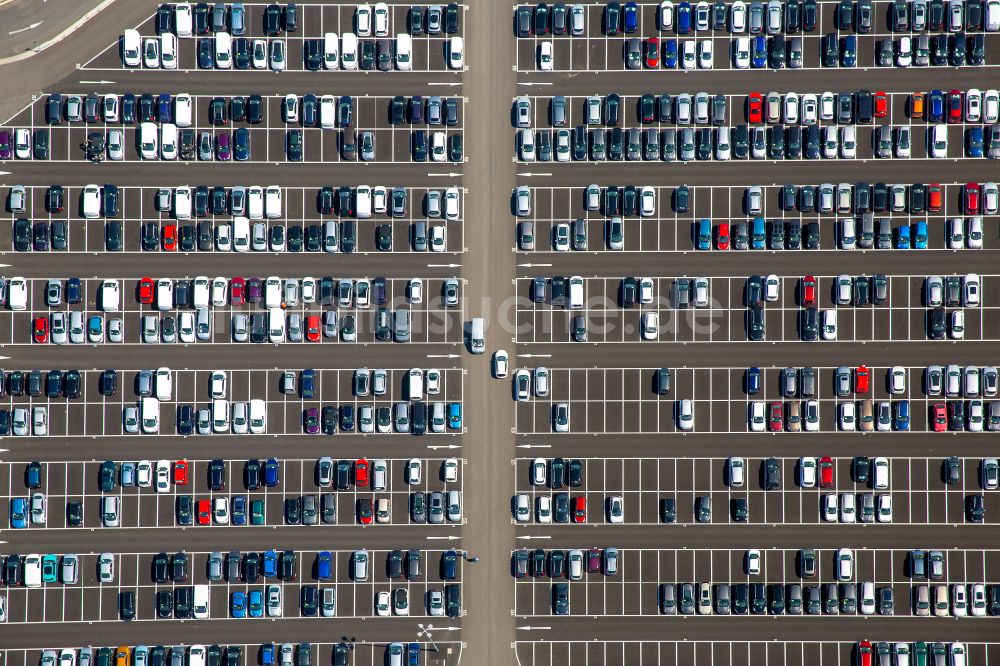 Luftaufnahme Zülpich - Hochregal- Lager-Gebäudekomplex und Logistikzentrum auf dem Gelände der Wallenius Wilhelmsen ASA in Zülpich im Bundesland Nordrhein-Westfalen, Deutschland