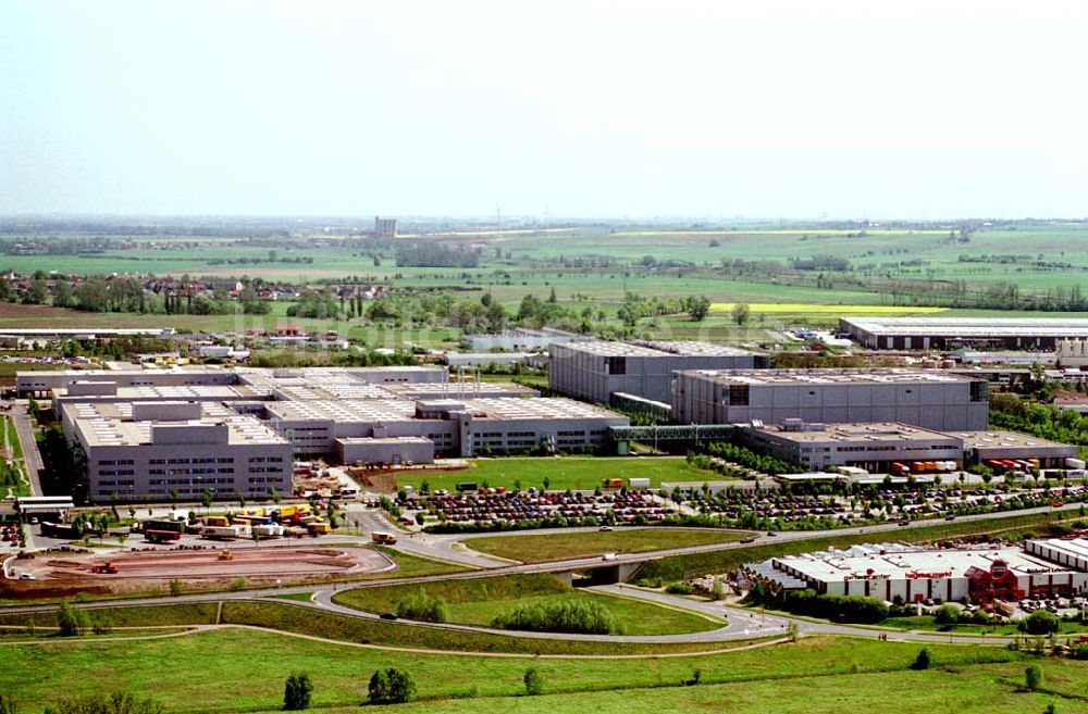 Haldensleben/Sachsen-Anhalt aus der Vogelperspektive: Hochregallager und Logistiksystem des OTTO-Versandhandels in Haldensleben/Sachsen-Anhalt