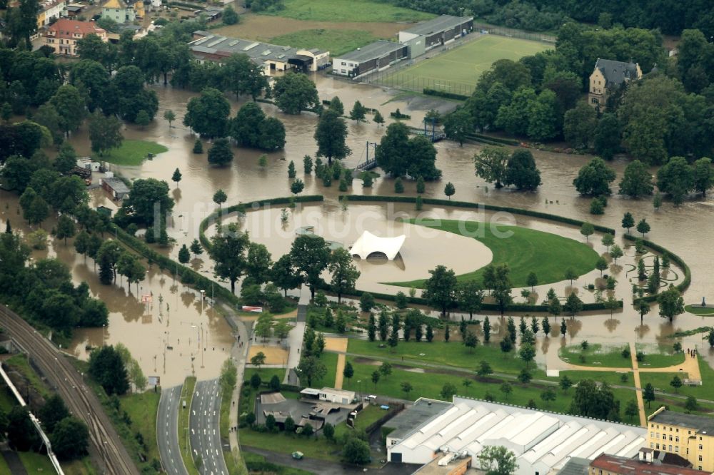 Luftbild Gera - Hochwasser Flut Katastrophe mit Überflutung des Sportpark und Stadion von Gera im Bundesland Thüringen