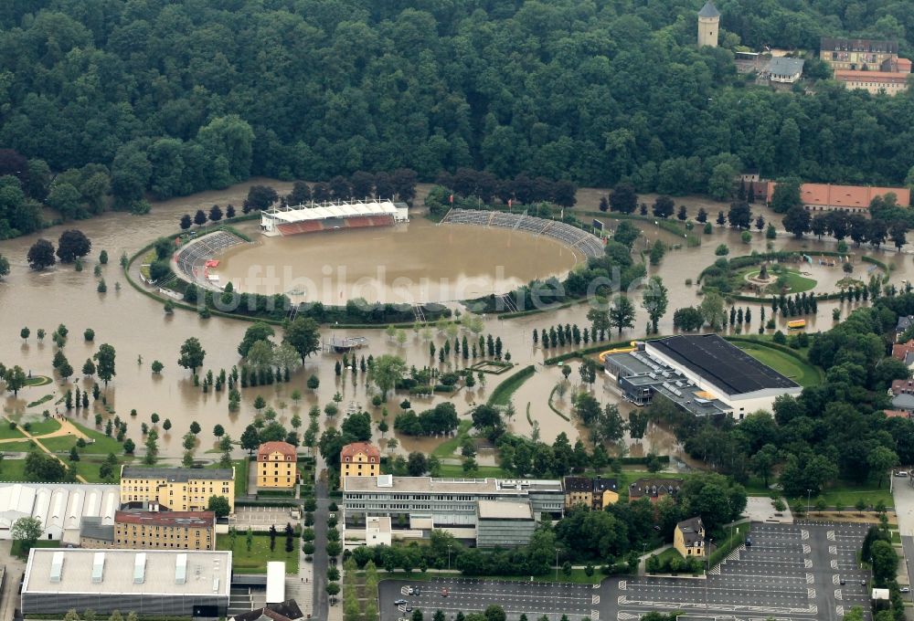 Luftaufnahme Gera - Hochwasser Flut Katastrophe mit Überflutung des Sportpark und Stadion von Gera im Bundesland Thüringen