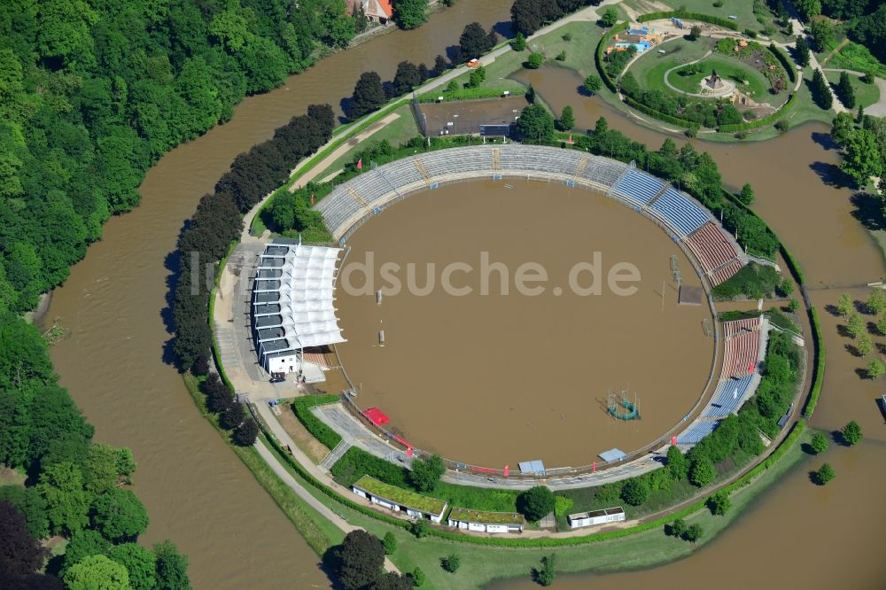 Gera von oben - Hochwasser Flut Katastrophe mit Überflutung des Sportpark und Stadion von Gera im Bundesland Thüringen