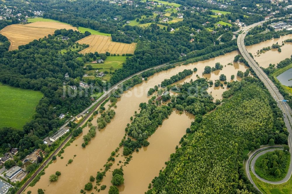 Essen aus der Vogelperspektive: Hochwasserschäden der Flutkatastrophe entlang der Ruhr in Essen im Bundesland Nordrhein-Westfalen, Deutschland