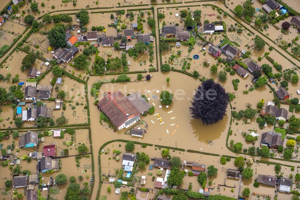 Luftbild Schwerte - Hochwasserschäden der Flutkatastrophe entlang der Ruhr in Schwerte im Bundesland Nordrhein-Westfalen, Deutschland