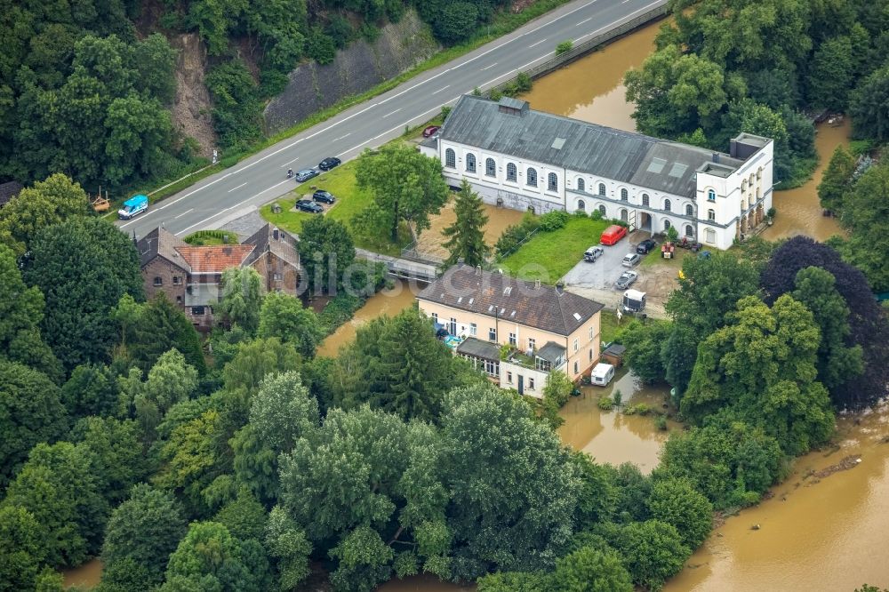 Luftbild Hagen - Hochwasserschäden der Flutkatastrophe am Flußverlauf der Lenne in Hagen im Bundesland Nordrhein-Westfalen, Deutschland