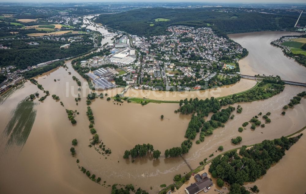 Wetter (Ruhr) von oben - Hochwasserschäden der Flutkatastrophe am Flussverlauf der Ruhr in Wetter (Ruhr) im Bundesland Nordrhein-Westfalen, Deutschland