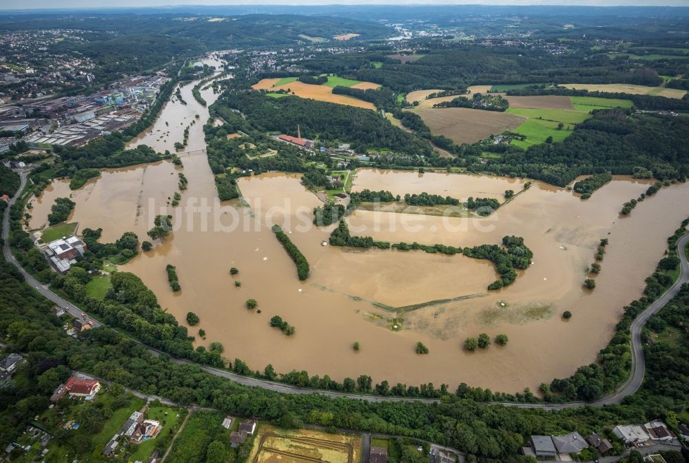 Witten aus der Vogelperspektive: Hochwasserschäden der Flutkatastrophe am Flußverlauf der Ruhr in Witten im Bundesland Nordrhein-Westfalen, Deutschland