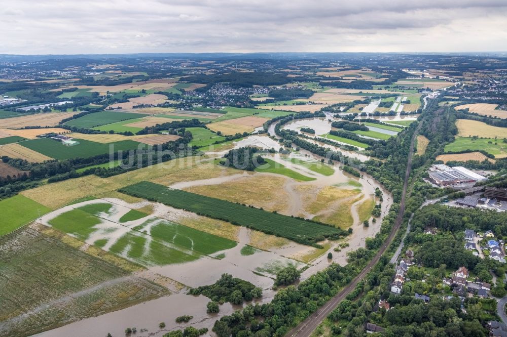 Fröndenberg/Ruhr von oben - Hochwasserschäden der Flutkatastrophe in Fröndenberg/Ruhr im Bundesland Nordrhein-Westfalen, Deutschland