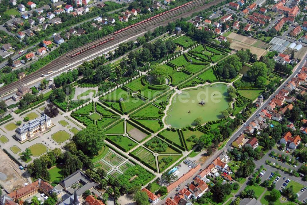 Luftbild Würzburg - Hofgarten Schloss Veitshöchheim